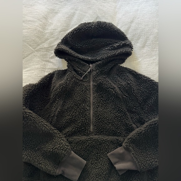 lululemon Scuba Half Zip Hoodie (fleece / sherpa) - Picture 7 of 9